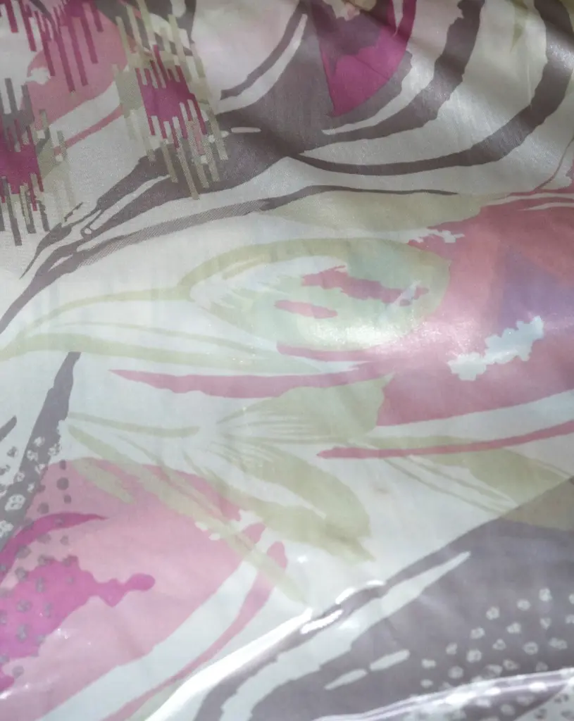 [FC5390-1027] Fabric Printed Polyster Satin 58" D#1027