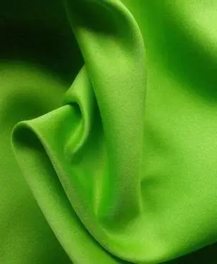 [FC4110] Fabric Plain Peach Skin 44" Green 958